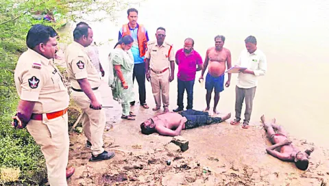 గల్లంతైన ఇద్దరు యువకులు మృతి 