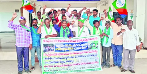 కౌలుకోలేని దెబ్బతీశారు 