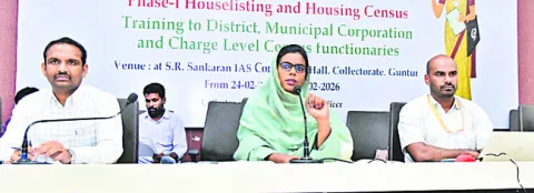 జనాభా లెక్కల శిక్షణ అత్యంత కీలకం 