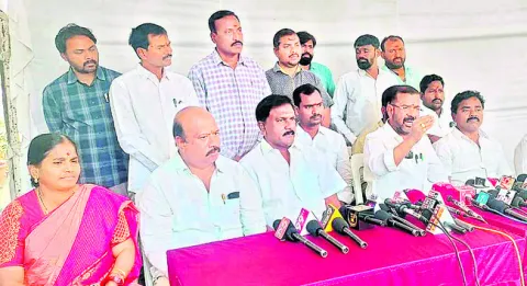 పదేళ్లలో ఏంచేశారో చెప్పండి?