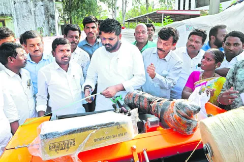 వ్యవసాయానికి పెద్దపీట