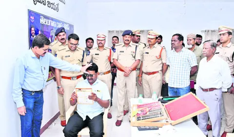 ప్రమాదాల నివారణలో డ్రైవర్ల పాత్ర కీలకం