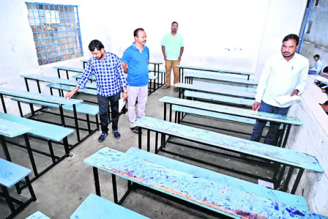 30 పరీక్ష కేంద్రాలు..