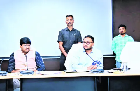 ఉగాది నాటికి ఇందిరమ్మ ఇళ్లు పూర్తిచేయాలి