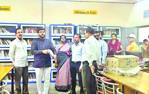 నవోదయను సందర్శించిన అధికారులు 