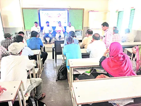 ‘పది’ పరీక్షల నిర్వహణలో అప్రమత్తం