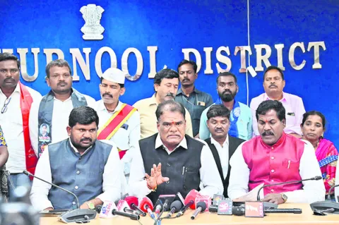 దుర్మార్గులకు శిక్ష పడాలి 