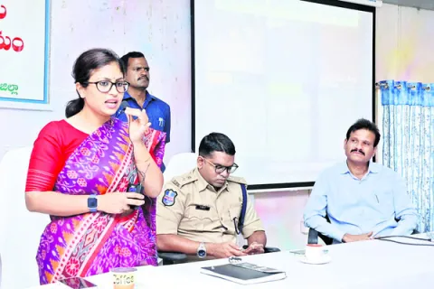 ప్రజలు మెచ్చే పాలన అందించాలి 