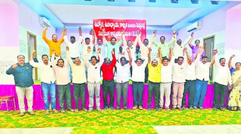 ప్రకాశం జిల్లా ఉద్యోగుల జేఏసీ ఎన్నిక ఏకగ్రీవం 