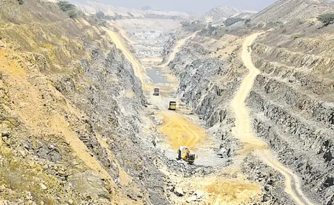 Palamuru-Ranga Reddy project delays: Telangana