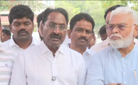YSRCP Legal Cell Secretary Ponnavolu Condemns Attack Of Ambati Rambabu House