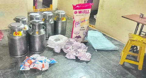 అడ్డదారిలో.. వ్యాపారులు!