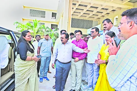 అర్హులకు సంక్షేమ ఫలాలు చేరాలి