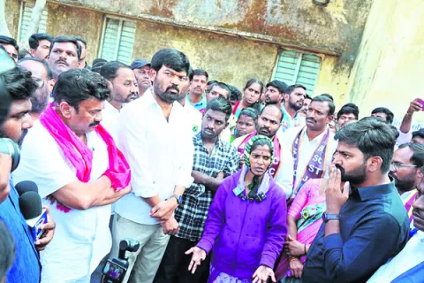 హైదరాబాద్‌ను దిగ్బంధిస్తాం 