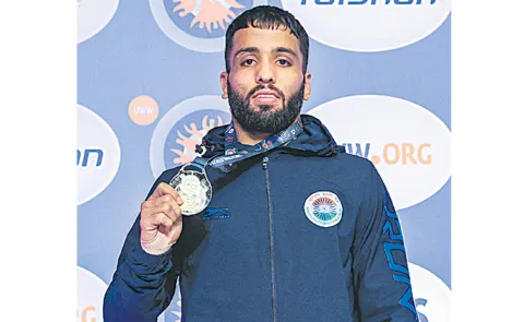 Indian wrestler Sujeet Kalkal wins gold medal in wrestling tournament5