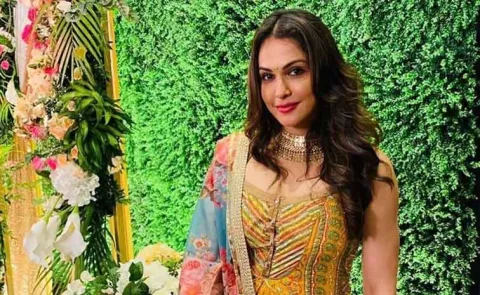 Isha Koppikar recalls Hospitalisation After Nonstop Working For 5 days