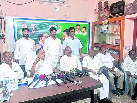 అరాచక శక్తుల అడ్డాగా బొబ్బిలి