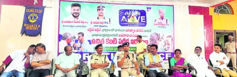 జాగ్రత్తలతో రోడ్డు ప్రమాదాలు తగ్గుముఖం