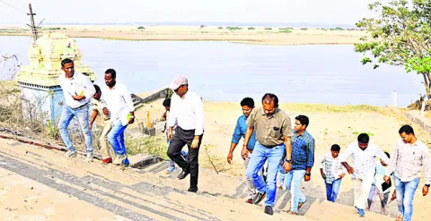 పుష్కరఘాట్ల ప్రతిపాదనలు సిద్ధం చేయాలి