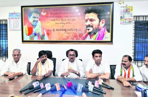 బహిరంగ చర్చకు సిద్ధం: ఎంపీ మల్లు రవి 
