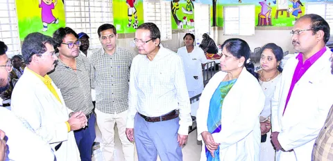 ప్రభుత్వాస్పత్రిలో వసతులు బాగున్నాయా?