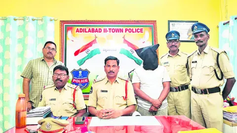 ఘరానా మోసగాడి రిమాండ్‌