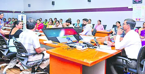 ప్రశాంత వాతావరణంలో టెన్త్‌ పరీక్షలు 