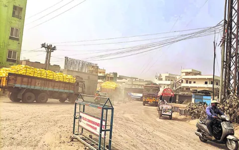 జగిత్యాలకు ఐకాన్‌ క్లాక్‌టవర్‌ 