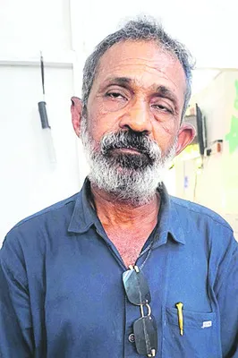 మాజీ నక్సలైట్‌ పేరుతో డబ్బులు డిమాండ్‌ 