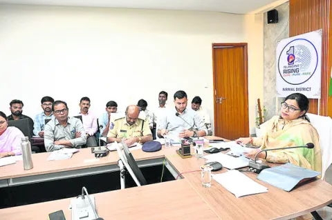 గోదావరి పుష్కరాలకు ఏర్పాట్లు చేయాలి 