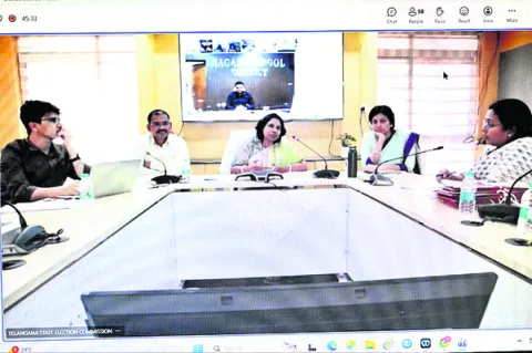 ఎక్స్‌ అఫీషియోల ఎంపికకు నోటీసులు 