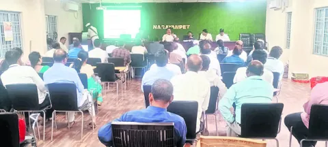 నిబంధనల మేరకు గుర్తుల కేటాయింపు