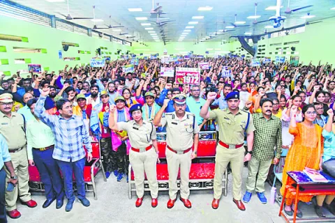 డ్రగ్స్‌పై ఉక్కుపాదం 