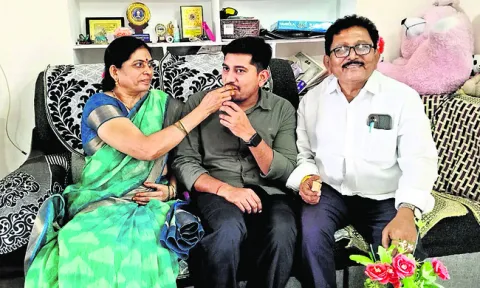 దూసుకెళ్లిన ‘రాకేష్‌’