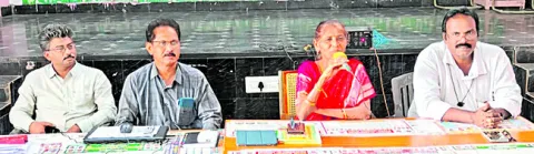 వ్యాధి నిర్ధారణలో ల్యాబ్‌ టెక్నీషియన్ల పాత్ర కీలకం 