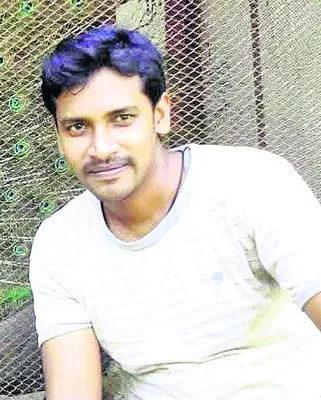 ఖా‘కీ’చకుడిపై సస్పెన్షన్‌ వేటు