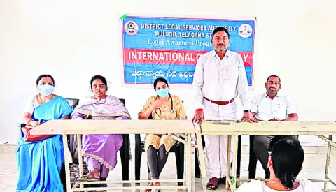 యువత వ్యసనాలకు దూరంగా ఉండాలి