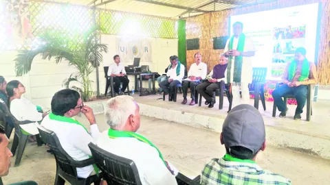 పథకాలను సద్వినియోగం చేసుకోవాలి