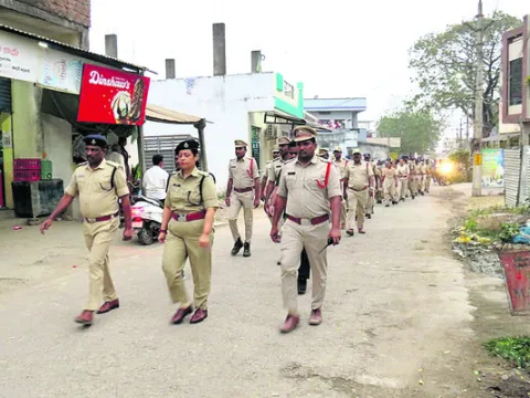 నిబంధనలు ఉల్లంఘిస్తే కఠిన చర్యలు