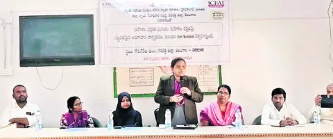 చట్టాలపై అవగాహన కలిగి ఉండాలి 