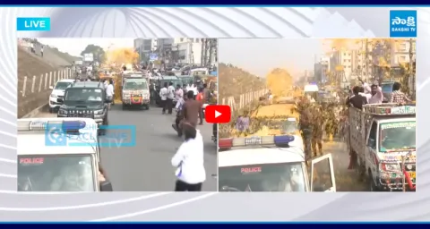 Huge Crowd With YS Jagan Convoy  1