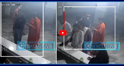 CCTV Exclusive Visuals Of Vijayashanthi Reddy Before Suicide 1