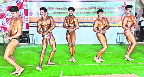 యూనివర్సిటీ క్రీడాకారుల ఎంపిక 