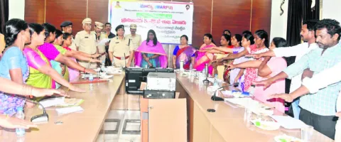 ‘మార్పు’ అమలుపై దృష్టి పెట్టాలి 