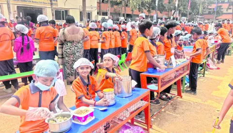 సరస్వతి విద్యామందిర్‌లో  ఫుడ్‌ ఫెస్టివల్‌
