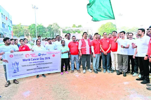 తొలిదశలో గుర్తిస్తే క్యాన్సర్‌ను జయించడం సాధ్యం