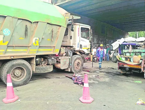 రోడ్డు ప్రమాదంలో వ్యక్తి మృతి 