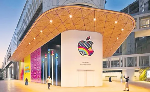 Apple plans new retail store in Hyderabad4