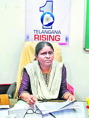 పారదర్శకంగా యూరియా పంపిణీ