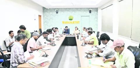 స్వేచ్ఛా వాతావరణంలో ఎన్నికల నిర్వహణ 